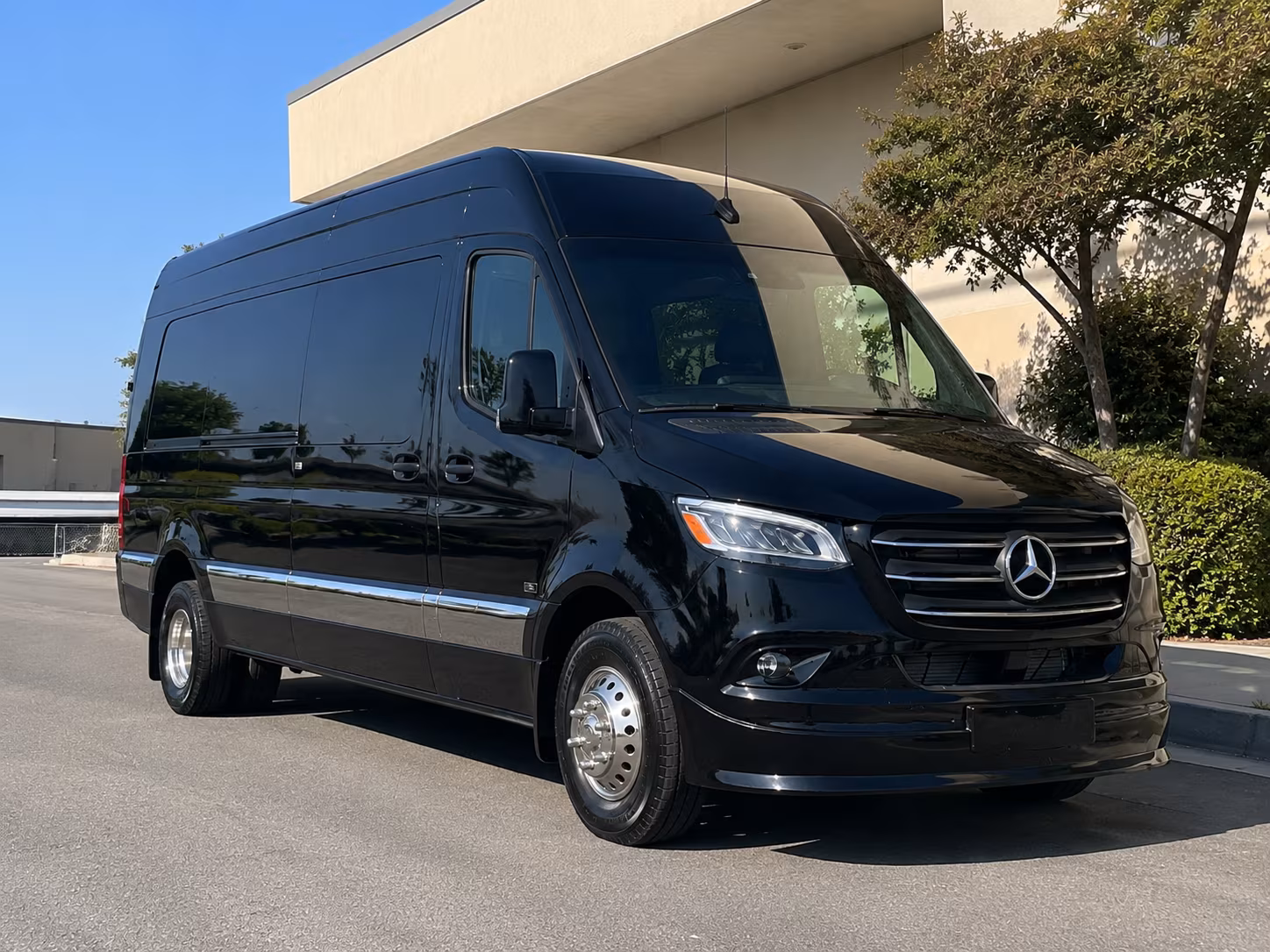 ontario sporting event transportation onboard seating