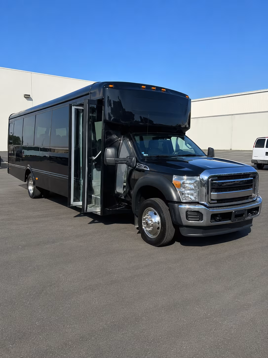 pomona bus rentals
